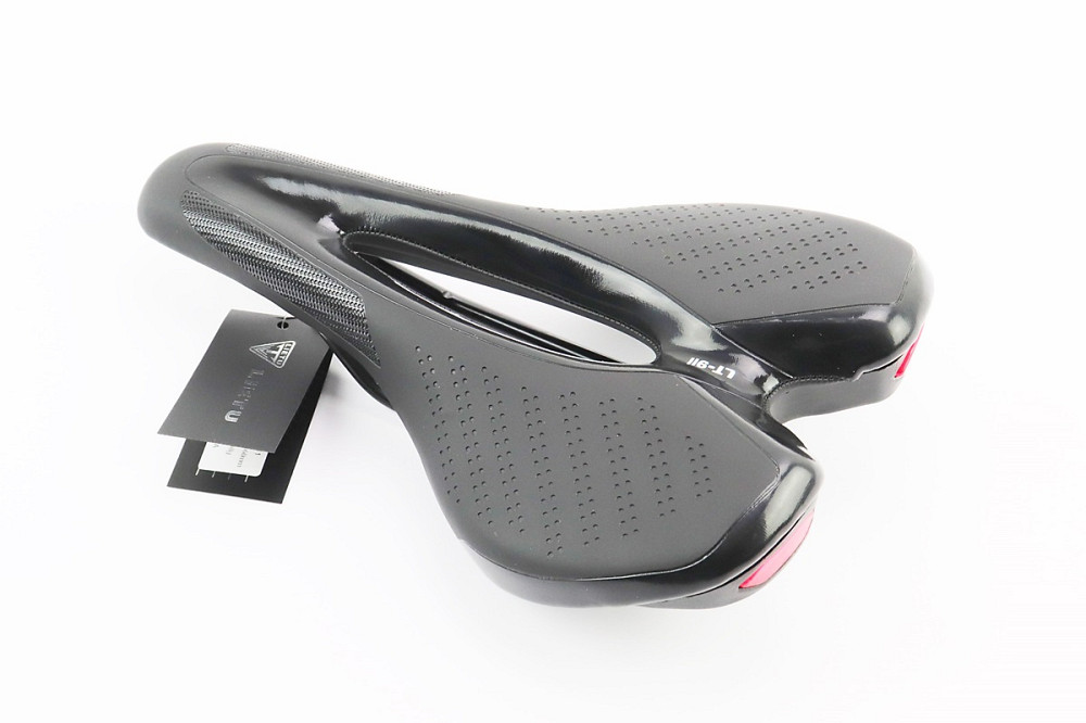 Сидіння MTB 255x155мм з ліхтарем, зарядка від USB, чорне LT-911 Киев - изображение 1