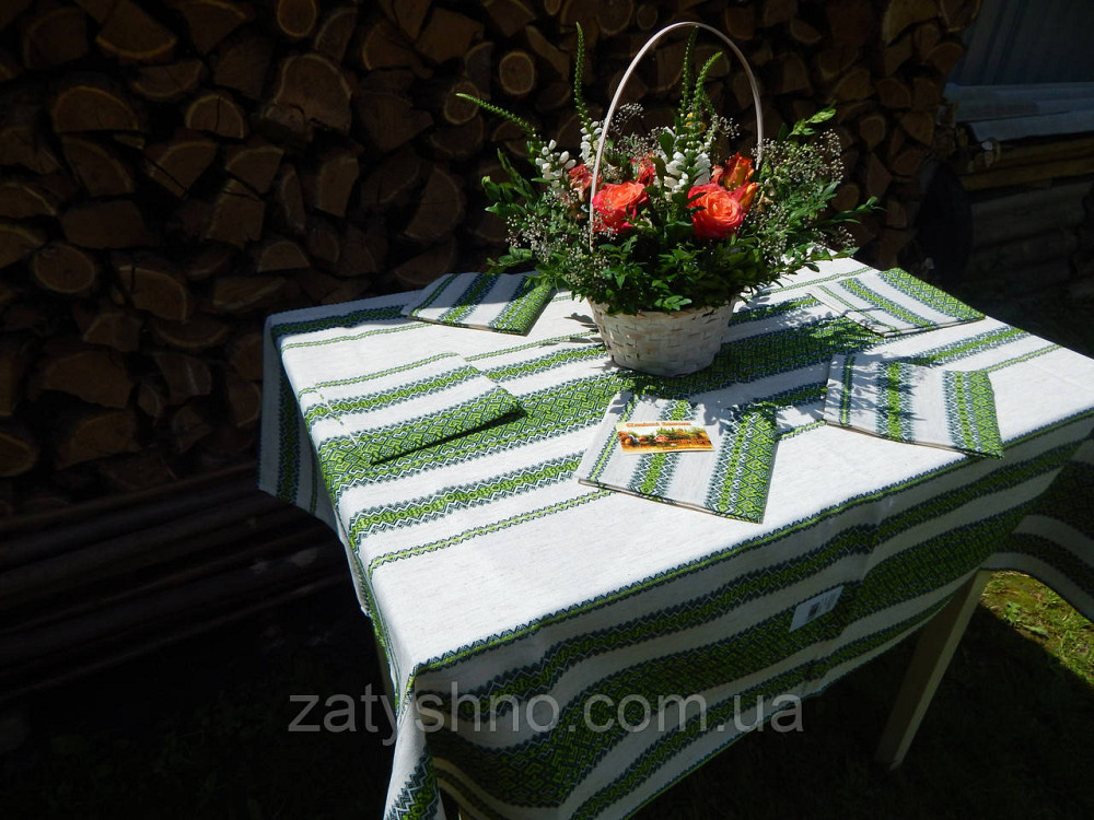 Зеленая вышитая скатерть и салфетки  на льне Киев - изображение 3