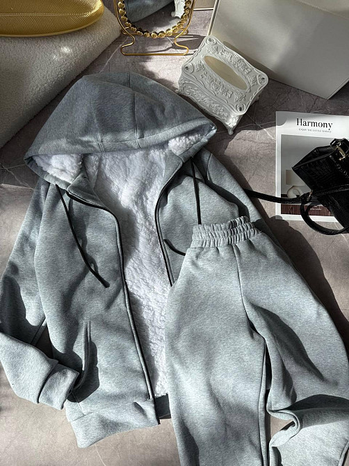 Женский теплый повседневный костюм двойка: худые+штаны, трехнить на флисе + мех Серый, 50/52 Одесса - изображение 2