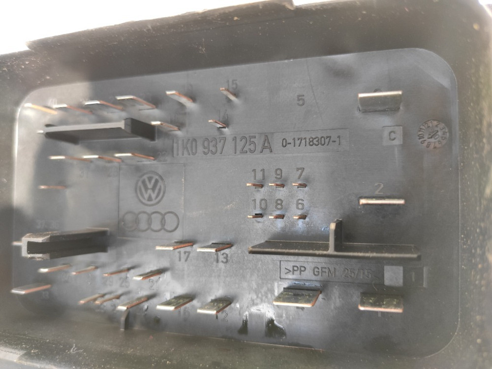 Блок запобіжників VW Caddy 2004-2010 (1K0937125A) Ковель - фото 3