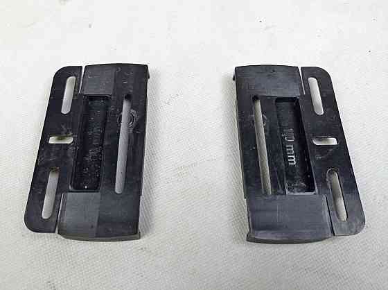 Рамка номера универсальная оригинал б/у Мукачево