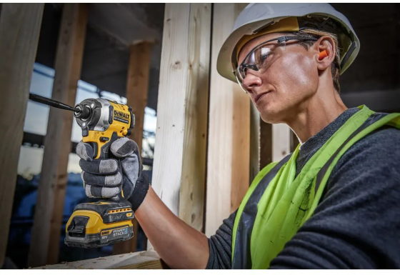 Професійний шурупокрут ударний акумуляторний безщітковий DeWALT DCF850E1T Київ