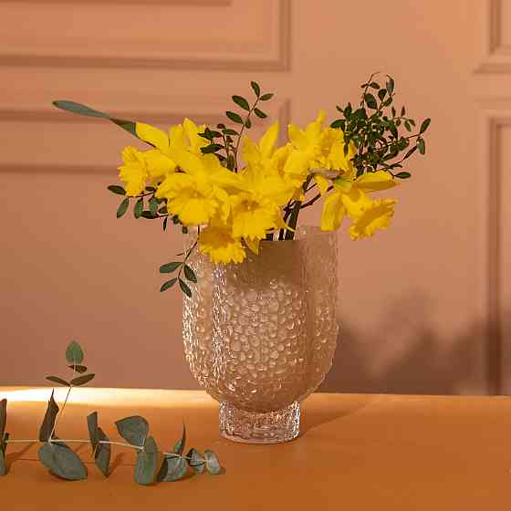 Flower Season Ваза декоративна 13.5х13.5х18 см для квітів скляна фігурна фігурна ваза з кольоро Киев