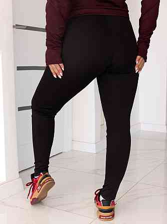 Женский костюм для спорта и фитнеса 