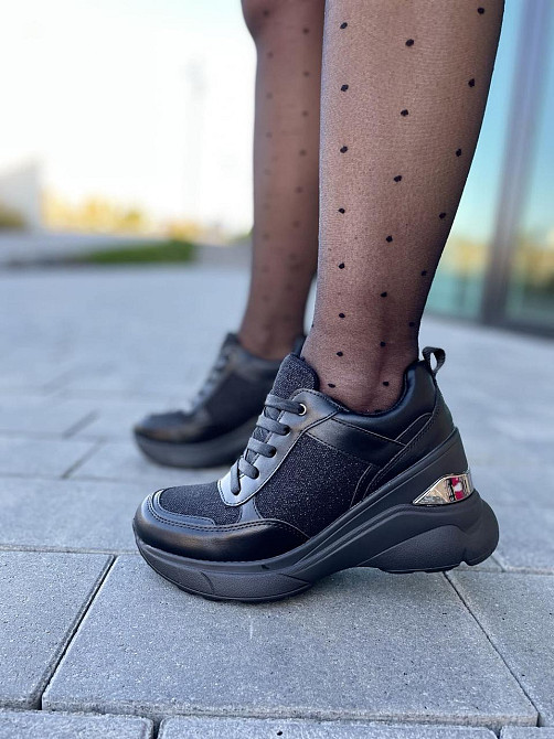 Stilli Снікерси жіночі STILLI чорні еко-шкіра демісезонні платформа размеры 36р.37р.39р. (4702) Коломия - фото 7