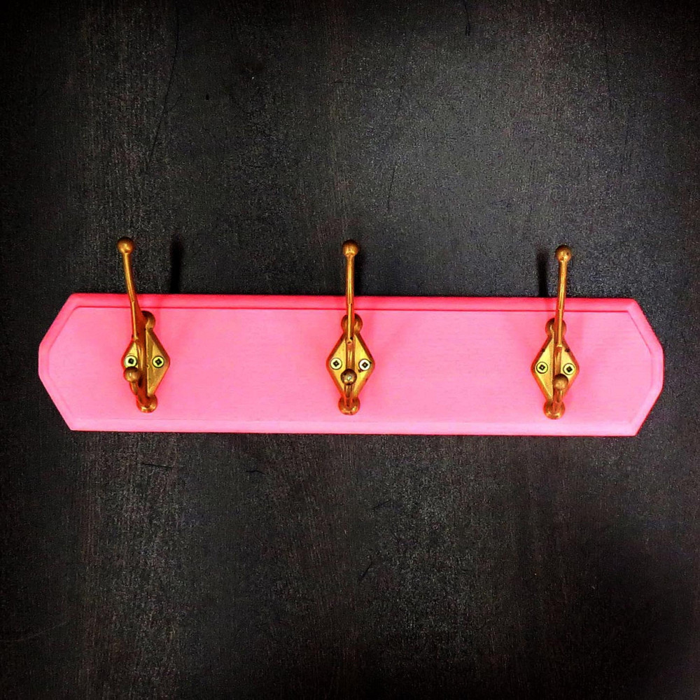 Вішалка для одягу "Гатіно 3" барбі Миколаїв - фото 2