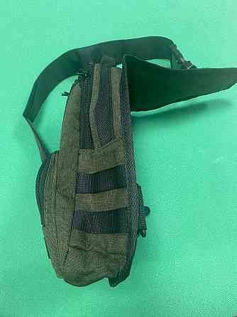 Мужская сумка тактическая через плечо 40 на21см 3 кармана спереди и 2 кармашки боковых хаки темно зеленый Киев