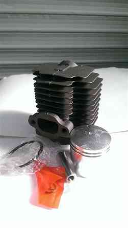 Циліндр 40 мотопомпи у зборі Мукачево