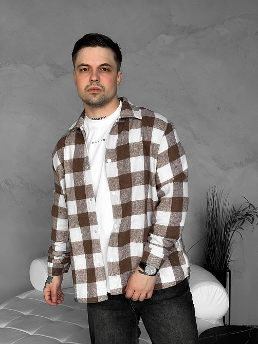 Мужская рубашка клетчатая оверсайз хлопок 100 в клетку на весну/осень oversize клетка коричнево-белая L Одесса - изображение 7