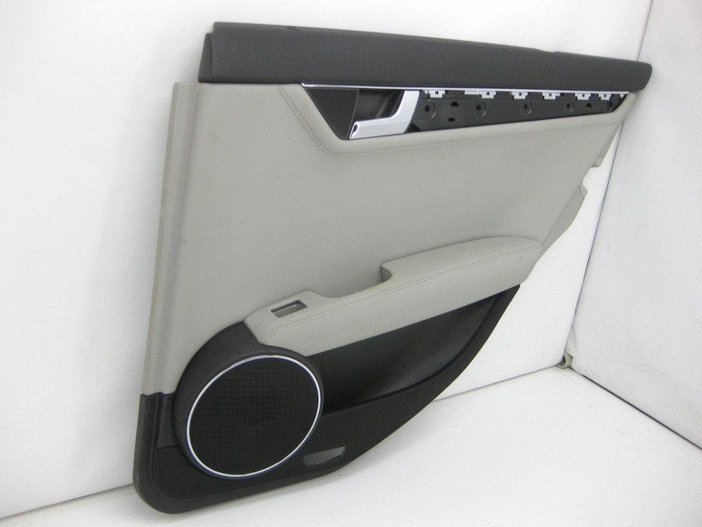 Mercedes-Benz  A2047302562 7H23 Карта чорно-сіра задніх правих дверей C-Class W204 C-Class Estate S204 Одеса - фото 3