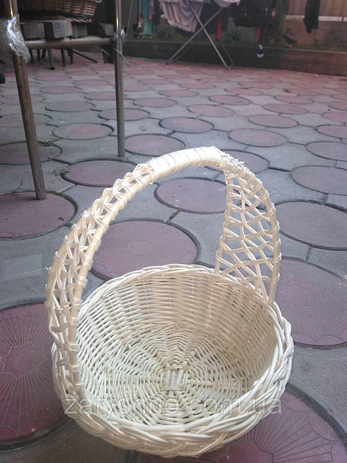 Білий плетений кошик овальний Київ - фото 6