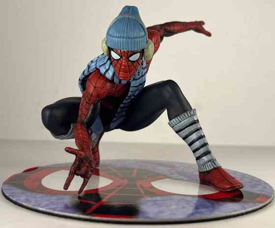 Коллекционная фигурка ARTFX+ Человек Паук зимний Spider-Man Winter. Харьков