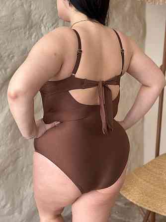 Злитний купальник великих розмірів plus size біфлекс з поролоновими чашками та кісточками на бретельках коричневий 4XL Одеса