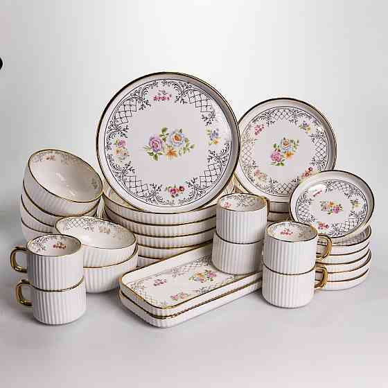 Yiwu Столовий набір посуду тарілок і чашок 32 предмети на 6 персон «Золотий Кант» порцеляновий Коломия