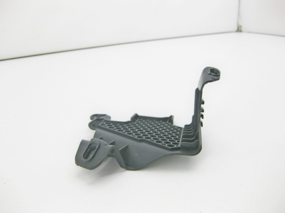 Mercedes-Benz  A2466840437 Пластикова опора в ногах переднього правого пасажира A-Class W176 B-Class W246 CLA C117 GLA X156 Одеса - фото 3