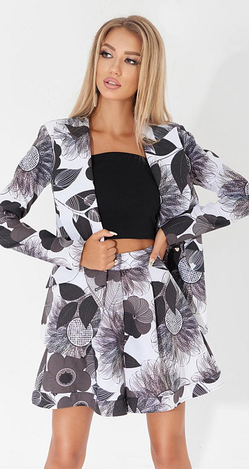 Костюм з розкльошеними шортами (46) Київ - фото 2