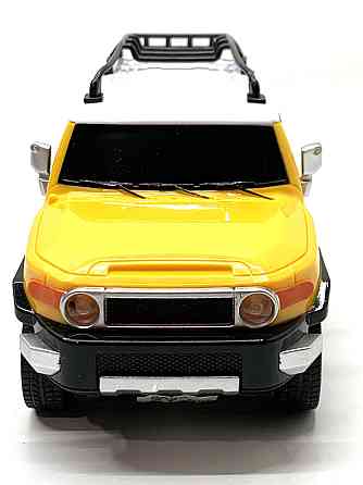 Машина TOYOTA FJ CRUISER на пульті керування Жовта (27055) Чернігів