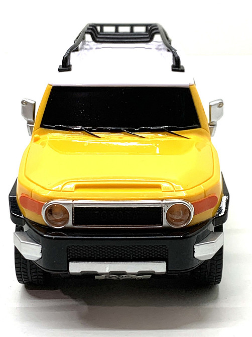 Машина TOYOTA FJ CRUISER на пульті керування Жовта (27055) Чернігів - фото 6