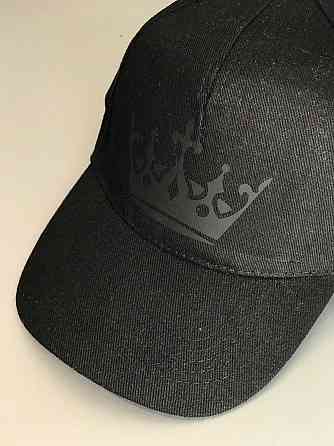 Чорна Кепка/Бейсболка з написом — КОРОНА Чернівці