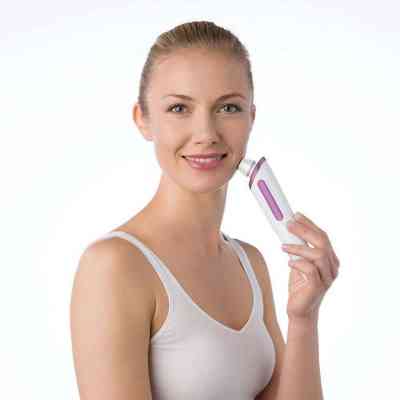 Прибор для чистки кожи лица Beurer FC 76 Винница