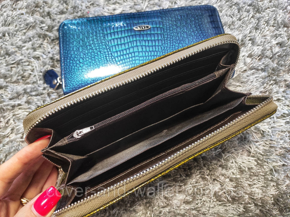 Жіночий гаманець на блискавці зеленого кольору Kivi Київ - фото 3