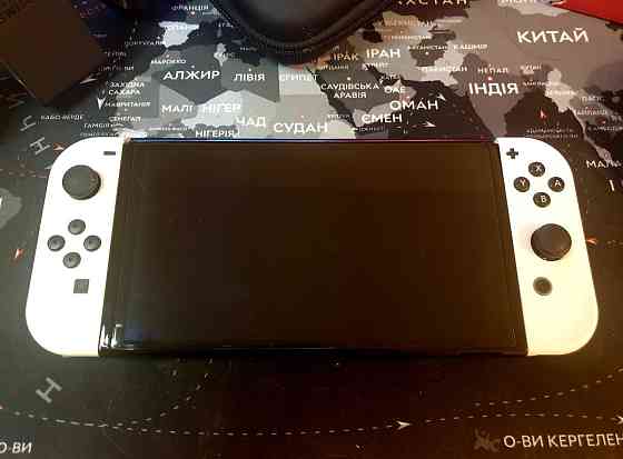 Приставка Nintendo Switch OLED With White Joy-Con Харків