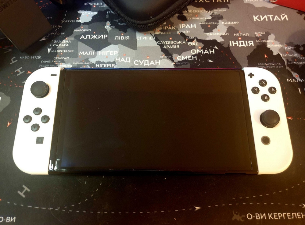 Приставка Nintendo Switch OLED With White Joy-Con Харків - фото 4