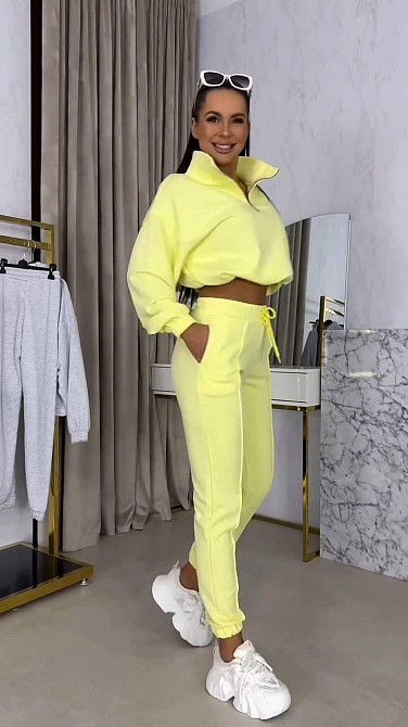 Женский плюшевый прогулочный костюм двойка из велюра Желтый, 42/44 Одесса - изображение 2