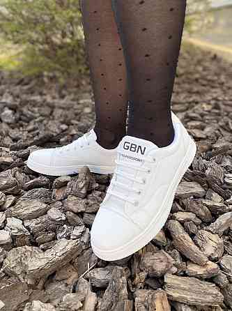 Xifa Кеди жіночі XIFA білі еко-шкіра демісезонні 39р (4359) Коломыя
