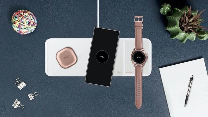 Бездротовий зарядний пристрій Samsung Wireless Charger Trio Charger White (EP-P6300TWEGRU) Білий Харьков - изображение 6