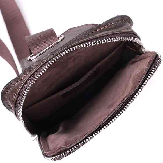 Мужская прямоугольная сумка бананка из гладкой натуральной кожи GRANDE PELLE 22880 Коричневый Киев
