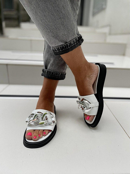 Sothby 's Шльопанці жіночі Sothby 's M-521 білі (літо, шкіра натуральна) (4685) лише 37р.38р. Коломыя - изображение 2