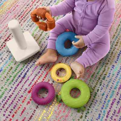 Розвиваюча іграшка Fisher-Price Пірамідка Розвиток сенсорики (HXK47) Вінниця