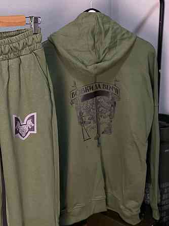 Военный мужской костюм 