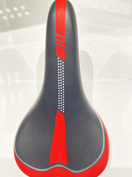 Сідло велосипедне ( червоний кант) Мукачево - фото 1