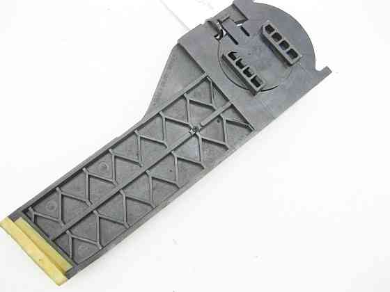 Mercedes-Benz  A2465040540 Утримувач радіатора лівий нижній CLA Shooting Brake X117 CLA C117 GLA X156 A-class W176 B-class W242 B-class W246 Одесса