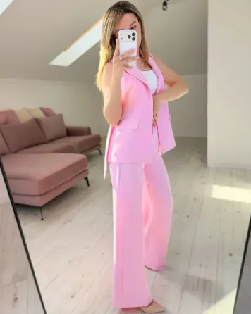 Стильный женский костюм с жилетом и брюками Одесса