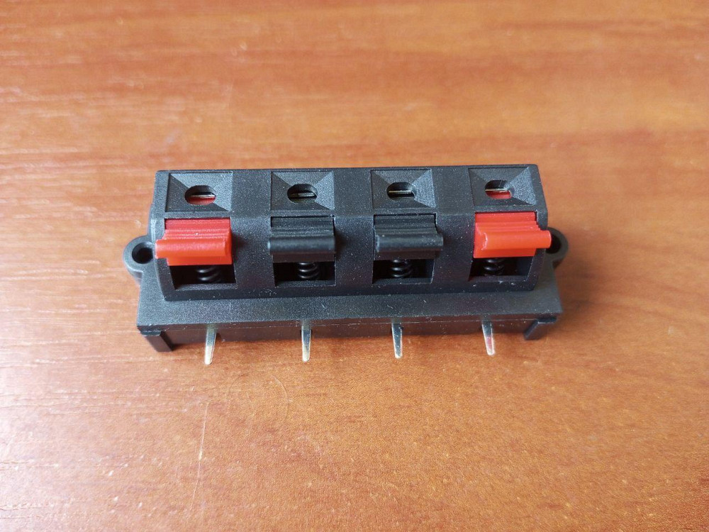 Гнездо аккустическое (зажим) Daier 4-х контакт., прямоугольная панель 19х63мм Полтава - изображение 1