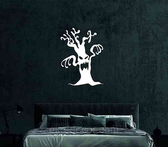 Декоративне настінне Панно «Хелловіїн, силует дерева», Декор на стіну 90*67 см, Білий Київ