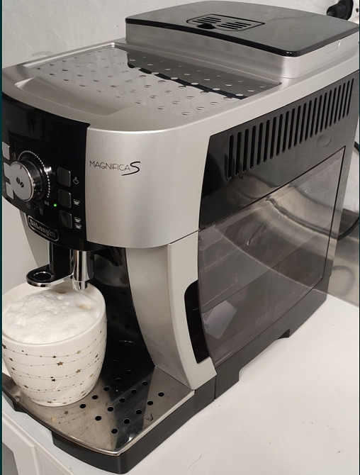 Кофеварка Delonghi Magnifica S Київ - фото 3