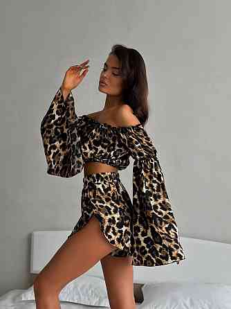 Жіночий стильний трендовий лопардовий костюм натуральна віскоза Одеса