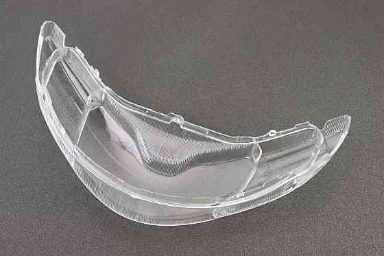 Скло фари передньої Київ