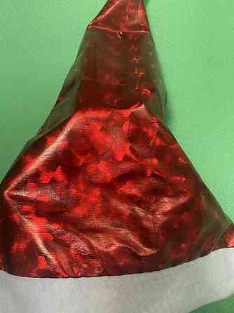 Новогодняя шапка красная блестящая для детей и взрослых - размер окружности около 56 см, текстиль Киев