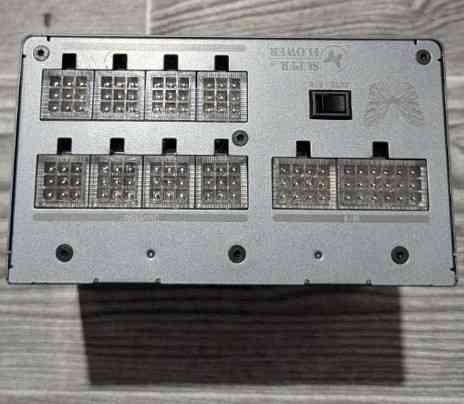 Super Flower Leadex Platinum 850W 80+ Platinum. Харків