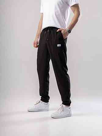 Черные джоггеры для мужчин. Мужские демисезонные легкие штаны джоггеры Pobedov Savaya Киев