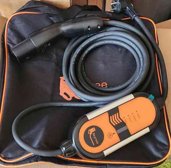 Зарядка Tesla 3 Y S X Feyree 16a 5м кабель Type — Tesla 3.5 кВт. Київ