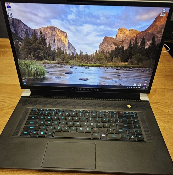 Ноутбук: Alienware R2 x17 i9 480Hz. Киев - изображение 7