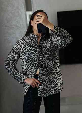 Стильна жіноча леопардова сорочка на металевих ґудзиках Сірий, 42 Одеса