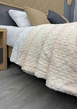 Плед 200х230 см (+-10см) Рогожка на овчині "Тедді" колір молочний (87-296) Київ