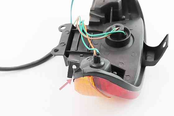 УЦІНКА Honda DIO AF-27 ліхтар задній (відламане кріплення) Киев